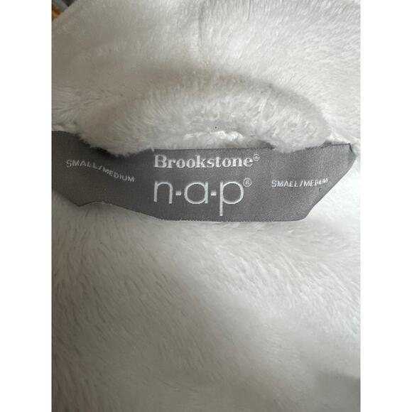 Brookstone n.a.p Ultra Plush Robe size small- medium - Picture 6 of 7